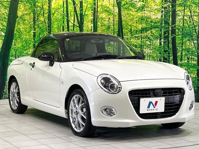 大好評のボディコーティング「弾スプラッシュコート」もご納車までに施工可能。通常のガラスコートと異なる、耐久年数6年の無機質ガラスコーティングが、ボディをキレイな状態に保ってくれます。