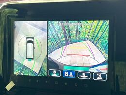 【全方位モニター用カメラ】専用のカメラにより、上から見下ろしたような視点で360度クルマの周囲を確認することができます☆死角部分も確認しやすく、狭い場所での切り返しや駐車もスムーズに行えます。