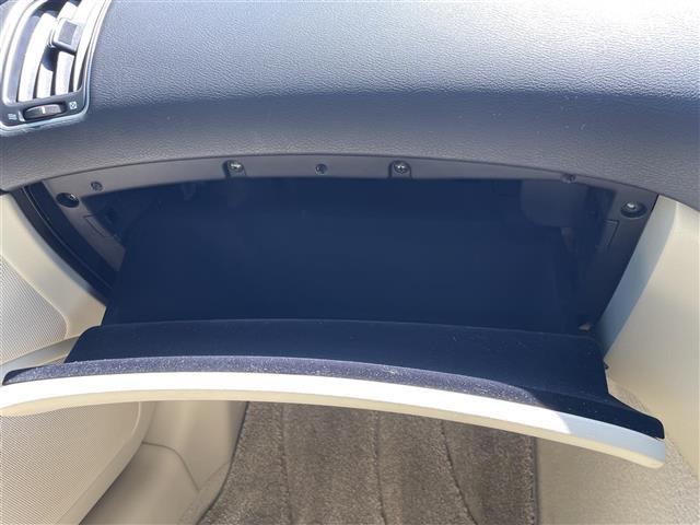せっかく見つけたお気に入りの1台を遠いからとあきらめてほしくない！遠方でも陸送納車承れます。