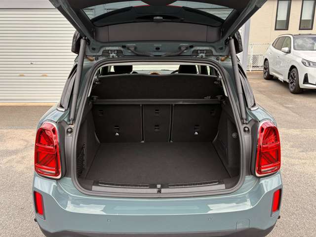 SUVならではの大容量トランクです。