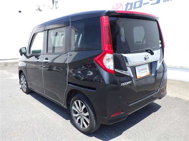 当社の中古車はすべてお支払総額表示で掲載中！納車前の整備費用は車両本体価格に含みます。隅々まで行き届いた整備と1年間距離無制限のロングラン保証が安全なカーライフをお届けいたします。