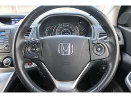 ハンドルは軽やかに回り、軽快なドライブが楽しめます♪