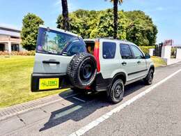 車好きのオーナー様が集まるショップ、宇都宮市のSTINCS【スティンクス】です。車もショップも出会いが大切だと考えている私たちは、一度足を運んでくださったお客様とのお付き合いを大事しております＜(_ _)＞