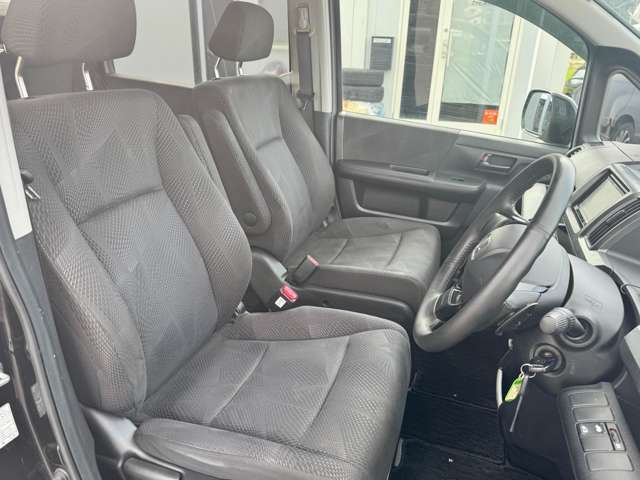 遠方のお客様やお仕事などで忙しくご来店できない方でも安心してご購入して頂けるようにお車の詳細や外装、内装の状態などご質問があればお気軽にお問合せ下さい！