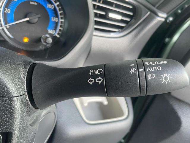 暗さを自動で検知するオートライトです！