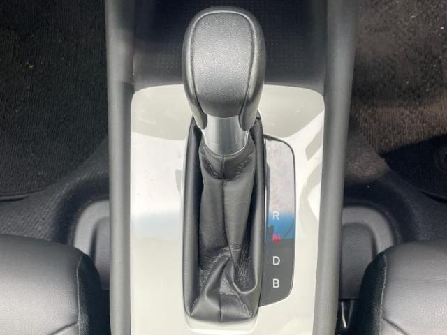 お車に合わせて無料保証以外にも、保証範囲、期間、距離を拡充させた有料保証もご用意しております！中古車の購入が初めてで不安・・・というお客様もご安心ください！