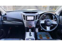 4WD　ワンオーナー　メンテナンス記録簿あり　バックカメラ　ドライブレコーダー　電動シート　ECS　ナビDTV　スマートキー　ETC　盗難防止装置　サイド/カーテンエアバッグ　ルフレール　フォグランプ