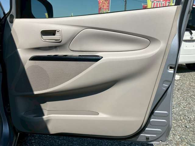 パワーウィンドウ付き☆運転席で全部の窓を開閉することが可能！！快適にドライブをお楽しみいただけます☆