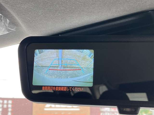 バックカメラ！後方駐車が苦手な方も安心！