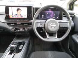 運転席ハンドルまわり