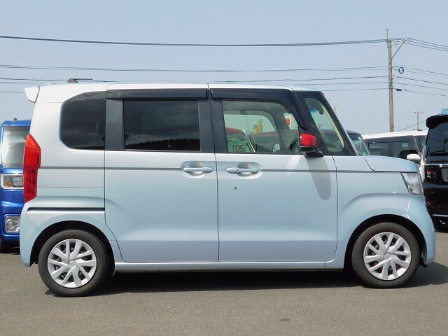 0986-45-9200軽コーナー加藤まで、ご気軽にお問い合わせください。ご来店の際、GU様側よりご入店下さい。軽自動車、コンパクト、セダン、一部SUVがすぐ見れます。