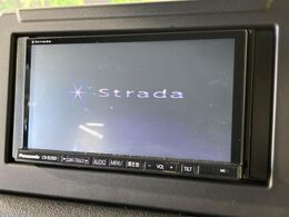 【ナビゲーション】目的地までしっかり案内してくれる使いやすいナビ。Bluetooth接続すればお持ちのスマホやMP3プレイヤーの音楽を再生可能！毎日の運転がさらに楽しくなります！！