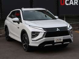 衝突被害軽減ブレーキ　車線逸脱警報　誤発進抑制機能