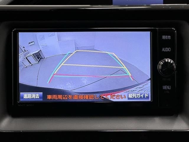 バックモニター付なので後退時に後方が見えるので安心。　車は構造上、死角がたくさんなので万が一を考えると必須ですね。　あくまで補助の為の装備、バックは目視で確認する事が重要ですよ。