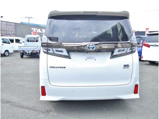 筑後エリアで車を買うなら相浦自動車！約150台展示をしている中から見て選べます。ドライブレコーダー、ガラスコーティング、保証、オイル交換、タイヤ交換、愛車買取、など多くのコンテンツを取り扱っています