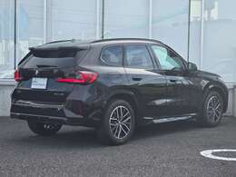 この度は弊社認定中古車をご覧いただき誠にありがとうございます。弊社はBMW 正規ディーラーですので遠方のお客様も安心してご購入下さい。ご不明な点がございましたらお気軽にお申し付けください。