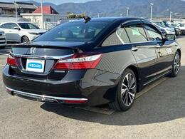 全国に店舗を展開しているのでどこでもお取り寄せが可能です！この車が気になるけど遠方だから・・・と諦める必要はありません！※別途陸送費が必要です。