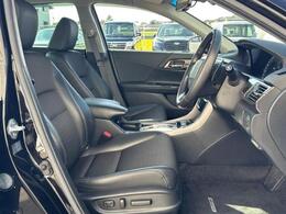 「この車の写真をもっと見たい」「状態が気になる」「この装備はついている？」どんな小さな疑問でもお気軽にお問い合わせください！