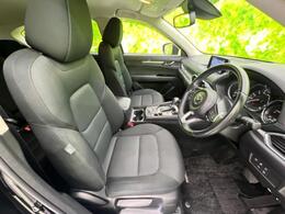 「この車の写真をもっと見たい」「状態が気になる」「この装備はついている？」どんな小さな疑問でもお気軽にお問い合わせください！