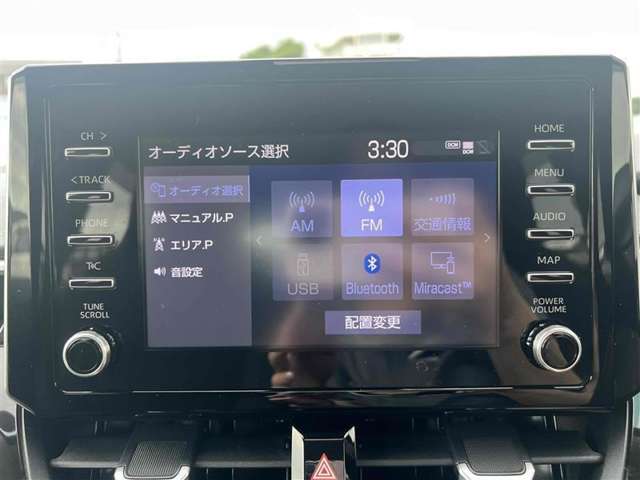 ディスプレイオーディオを装備。スマホとクルマをつなぐことで、これまでのナビに加えて、いろんなサービスが楽しめます。