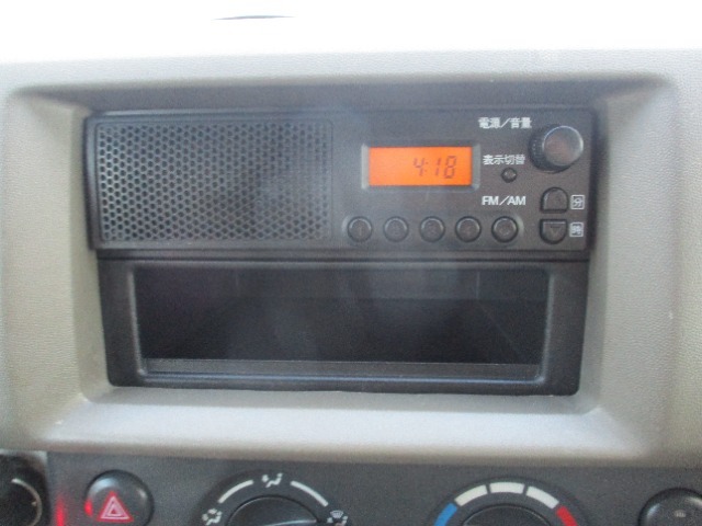 AM/FMラジオを装備しております。