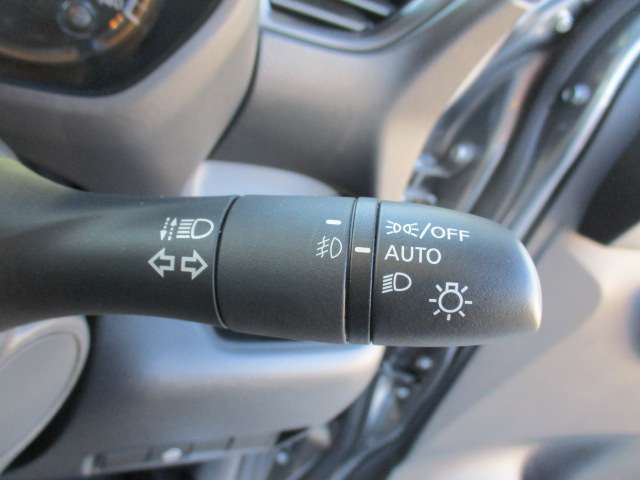 【キーパーコーティング】カーコーティングは「どうせ効かないから、どれでも同じだろう。」が常識でした。そんなあきらめの中で、キーパーコーティングは、本当に効果が目に見えてあります