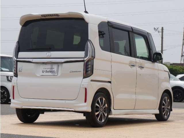 お立ち寄りいただく際は、事前にご連絡をお願いします。お目当てのお車が商談中や売約となることもございます。ご確認いただいてから、お立ち寄りください。