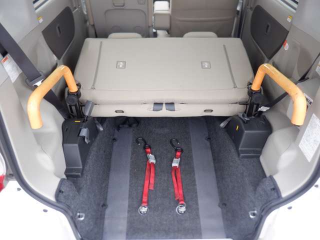 軽自動車から特殊、大型まで多彩な車種を扱っております。気になるお車やお探しのお車がございましたら、一度ご連絡ください。ホームページ　http：//www.jobcars.jp