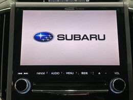 【純正ビルトインナビ】インテリアに溶け込むスタイリッシュな「専用設計ナビ」を装備♪視認性や操作性など基本性能にも優れ、より上質なカーライフをお楽しみいただけます。