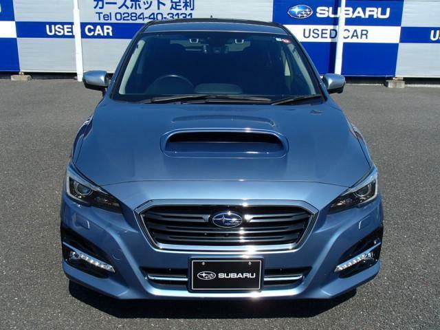 SUBARU 認定U-Car Premium：SUBARU 認定U-Carのうち、AIS評価点4.5点以上・走行距離3万キロ未満、使用月数36ヶ月未満という更に厳選したハイクオリティなクルマのみをラインアップ。