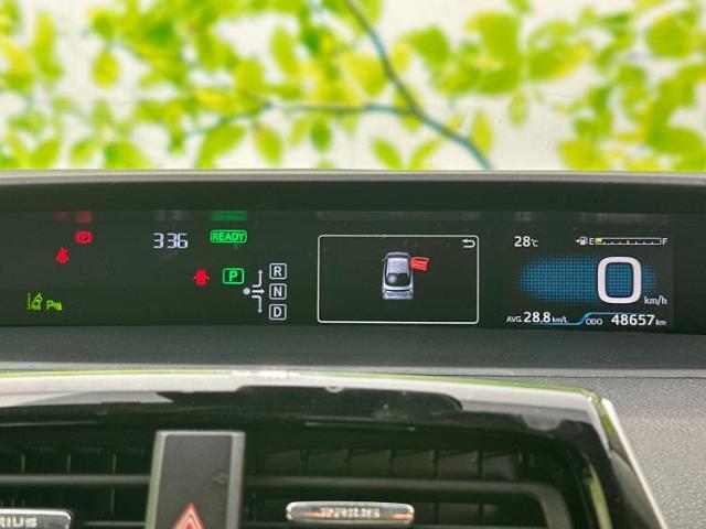 WECARSの展示場では実際に見て、触ってお車をお選びいただけます！知識の豊富な営業スタッフが様々なカーライフをご提案いたします！