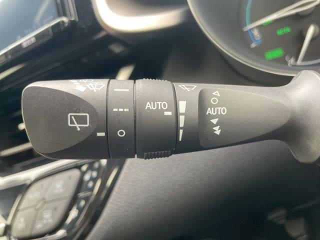 国産車から輸入車まで多様なお客様のニーズのお応えできるように、全国規模で豊富な在庫展開！車のことならWECARSへ！