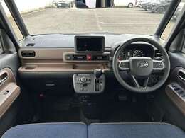 ★インパネ周りの写真です。操作性・視認性・質感と3拍子揃ったつくりです★