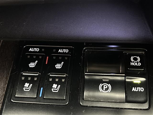 【窓操作部】軽い力で、窓を開けたり閉めたりすることができます！掲載箇所以外にご希望の写真がございましたら、お気軽にお問い合わせ下さい！メールや郵送でお送りさせていただきます。