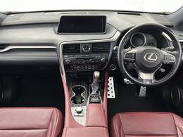 【インパネ全体】全方位で視界が広く、高い目線で運転もしやすいです！