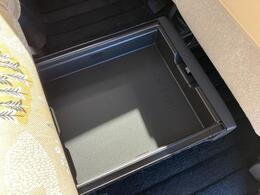 静岡ダイハツの中古車は、展示前に徹底した洗車や室内清掃を実施しております。