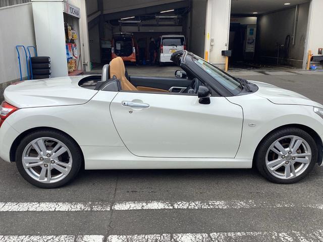 右横からの画像です