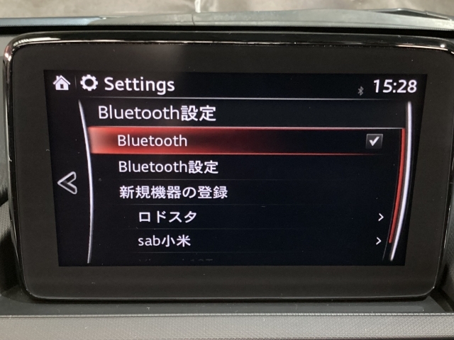 Bluetooth接続やスマートフォンとの連携が可能です。