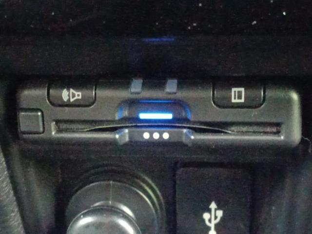 お車に合わせて無料保証以外にも、保証範囲、期間、距離を拡充させた有料保証もご用意しております！中古車の購入が初めてで不安・・・というお客様もご安心ください！