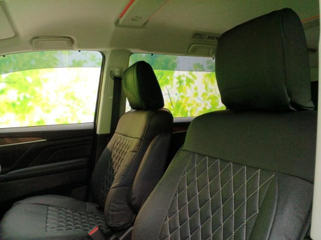 WECARSでは各商談席に大型モニターをご用意しております！見やすい大画面でゆったりと全国の在庫をご覧いただけます！是非ご来店お待ちしております！