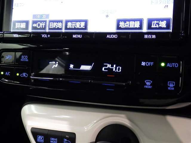 【オートエアコン】お好みの温度に設定して頂くと、車内の温度を自動調整♪快適にクルマの中を過ごして頂けます。