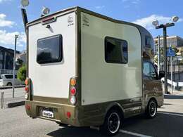 ボディサイズは長さ378cm×幅171cm×高さ246cmとなっております！