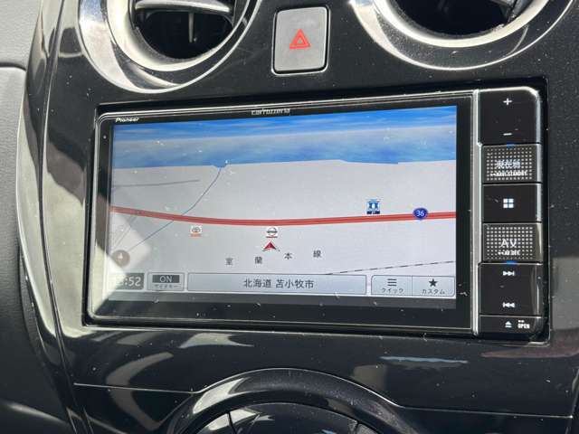 ナビ搭載済みです♪目的地まで案内してくれます♪