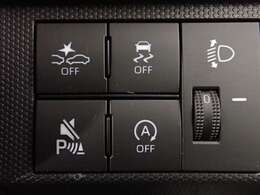 ◆三重県最大級の大型屋内中古車センター♪ヴァーサス鈴鹿店です♪オールジャンルの展示車が盛り沢山です♪在庫の無い車両のオーダーも受け付けます♪電話→059-384-5050までお問合せ下さい◆