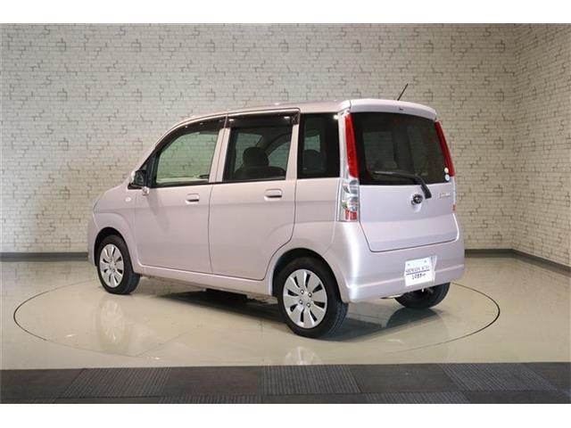 カラーはシルバーです。入庫後ボディ磨き、艶出し施工致しております。