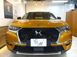 洗礼された内装デザインと個性的な外装が魅力的な車です！！特にフロントマスクやリアデザインに注目です☆