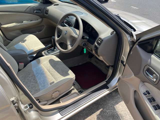 ★運転席クリーニング済みです。綺麗な状態で納車いたします！！