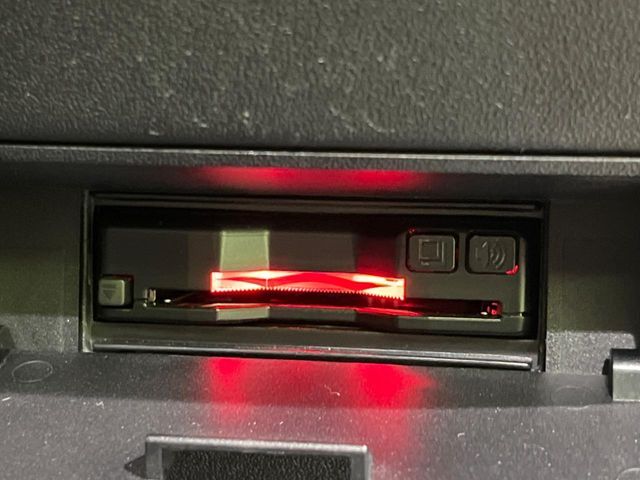 【ETC】高速道路の料金所をストレスなく通過！話題のスポットやサービスエリアに多い「スマートIC」利用時は必須のアイテムです。当店でセットアップを実施、ご納車当日からすぐにご利用いただけます！