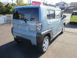 ワイド＆ローのスタイルで走行安定性もばっちりです。運転しやすくロングドライブも安心です。