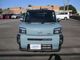 おひとり、恋人、ご友人、ご家族など、少人数でも大人数でもお出かけが楽しめます。この車で楽しいドライビングライフを送りましょう♪